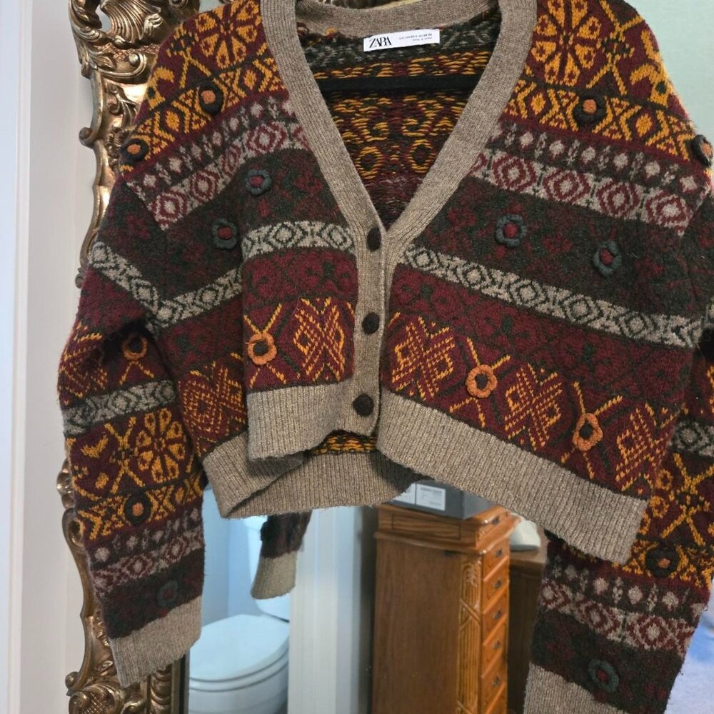 Burgundy and multi-coloured Zara cropped cardigan.